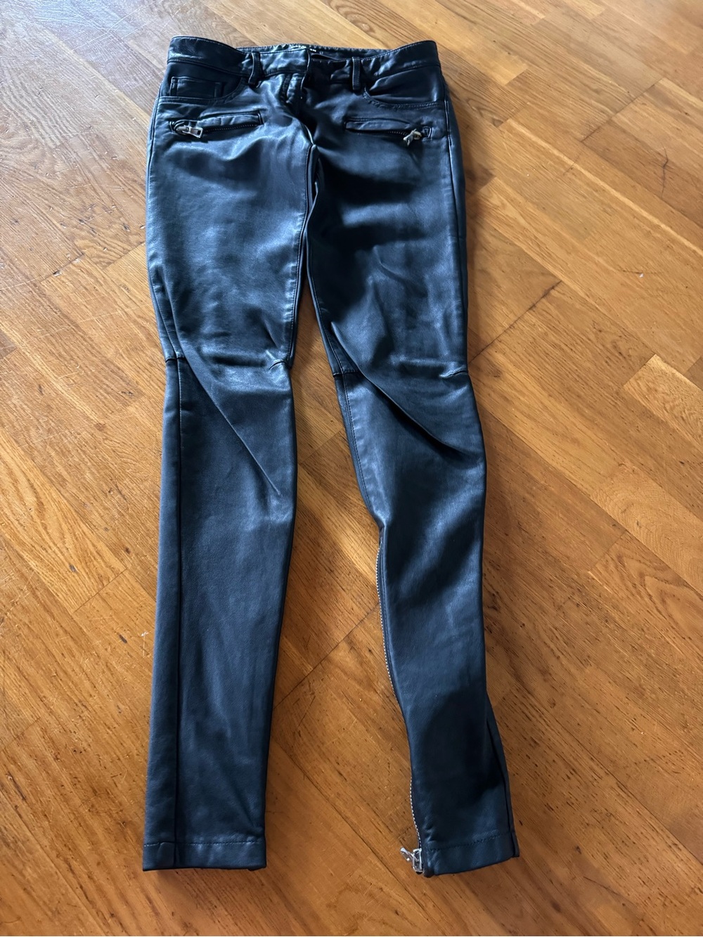 Balmain Paris lambskin leather biker/skinny pants (FR) size 38, US SIZE 4 Small